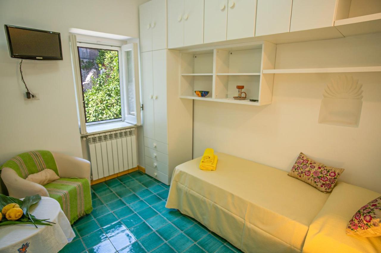 Casa Bianca: Delightful Apartment In 拉维罗 外观 照片
