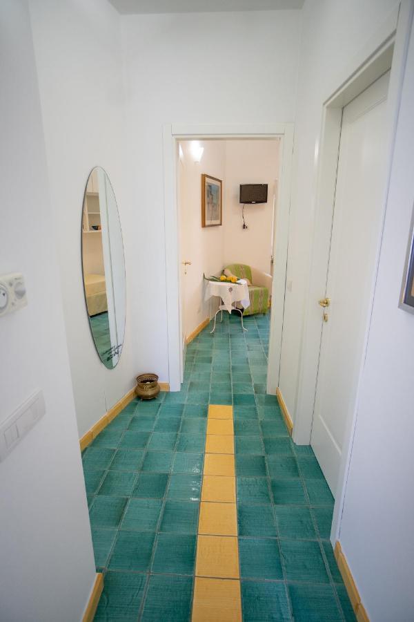Casa Bianca: Delightful Apartment In 拉维罗 外观 照片
